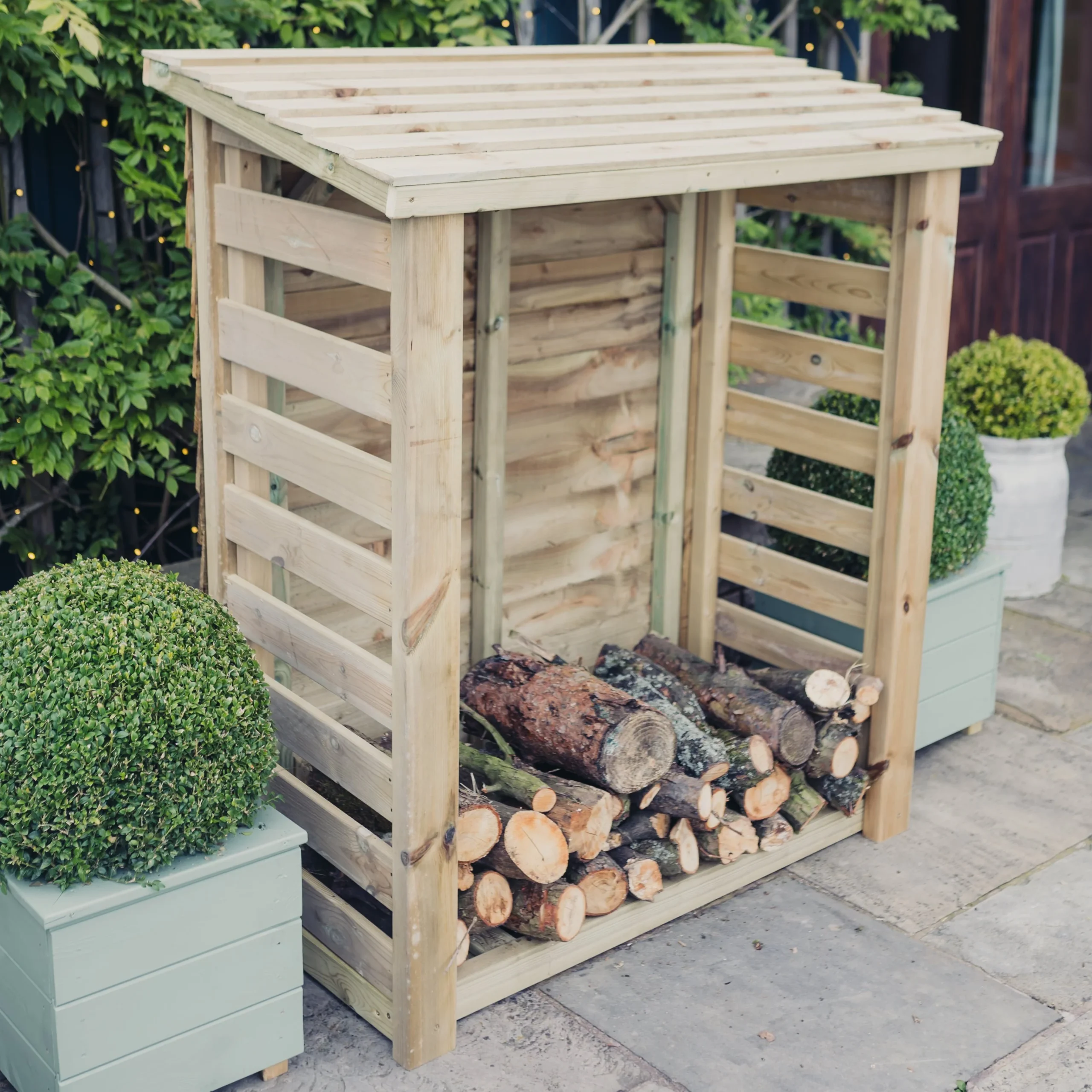5 x 4 slatted log store